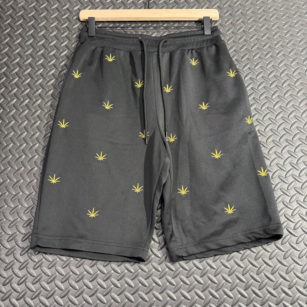 GNet Black Marijana Print Weed‎ Casual Wear Mens Shorts Mens Size Medium